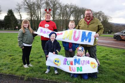 2024 Red Dress Fun Run 038