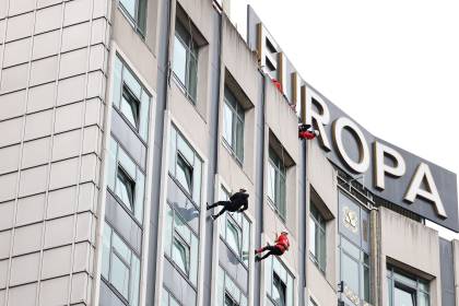 NICHS Abseil 070