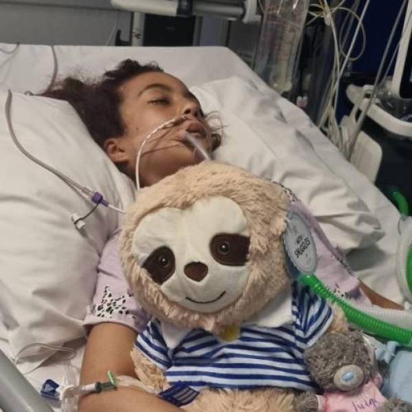 Mum backs charity’s vaping awareness campaign after 12-year-old daughter is admitted to Intensive Care